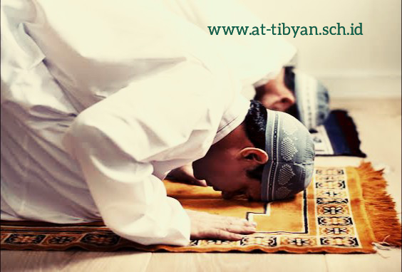BERDO’A DISUJUD TERAKHIR DALAM SHALAT BERDO’A DISUJUD TERAKHIR DALAM SHALAT