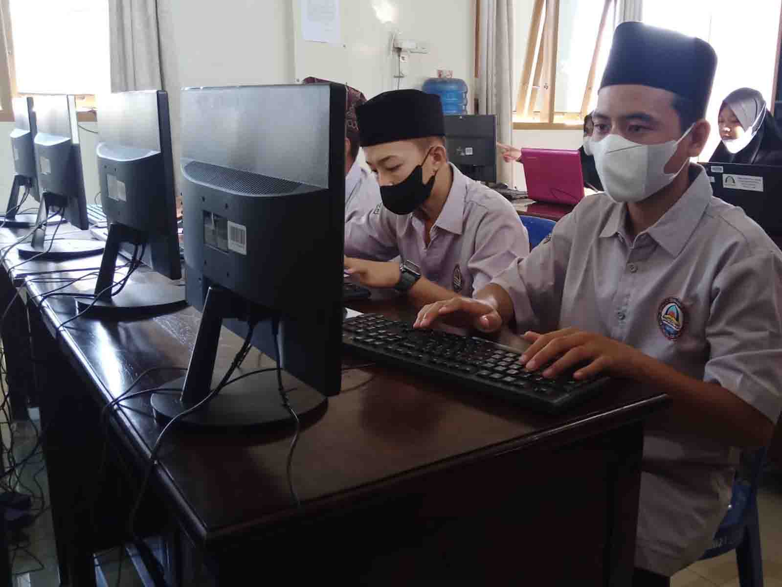 Asesmen Nasional Berbasis Komputer (ANBK) 2021 SMAIT At-Tibyan