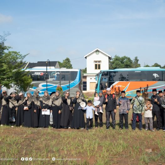 Kunjungan Edukatif Santri At-Tibyan